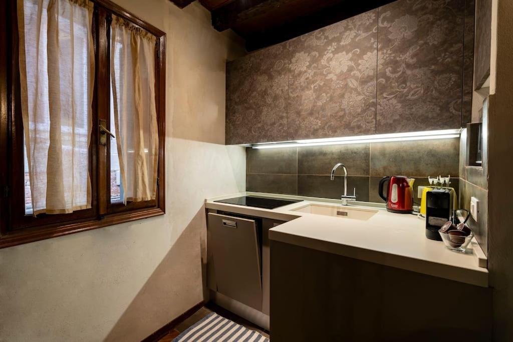 Ca Dei Zoti3 With Luggage Room Venetië Buitenkant foto